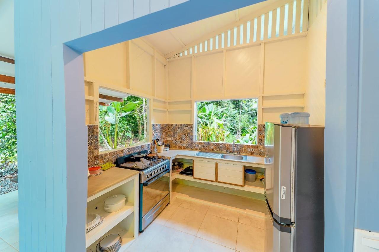 Casa Theia - Comfort Cabin, Caribbean Jungle Beach Puerto Viejo de Talamanca Exterior photo